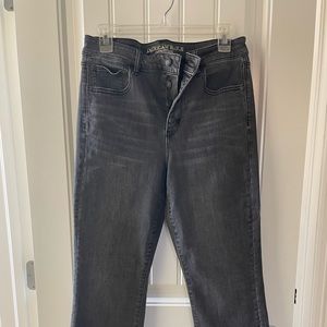 American Eagle High Rise Crop Flare 14 regular Washed Black